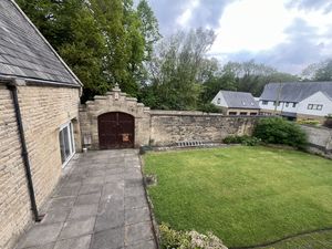 External- click for photo gallery